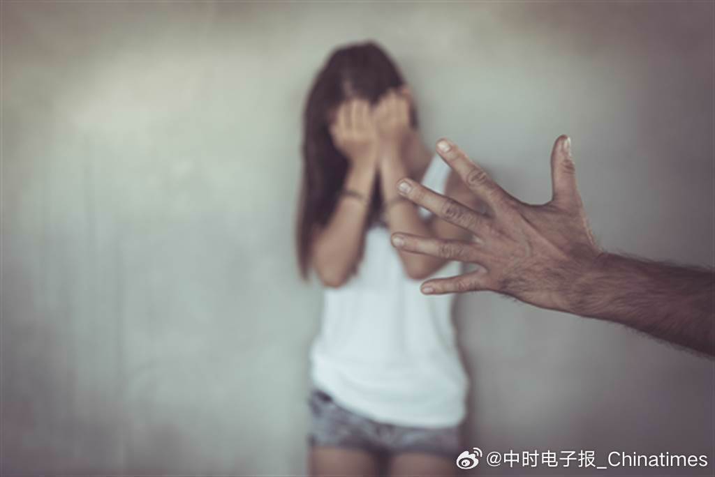 震惊！18岁少女遭遇64人性侵事件深度剖析