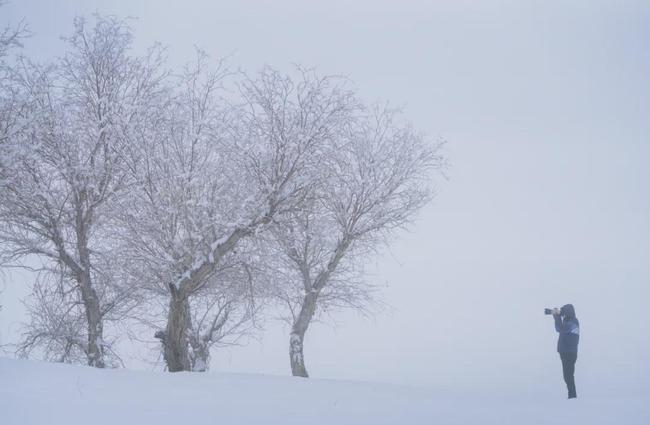 塔克拉玛干沙漠降雪