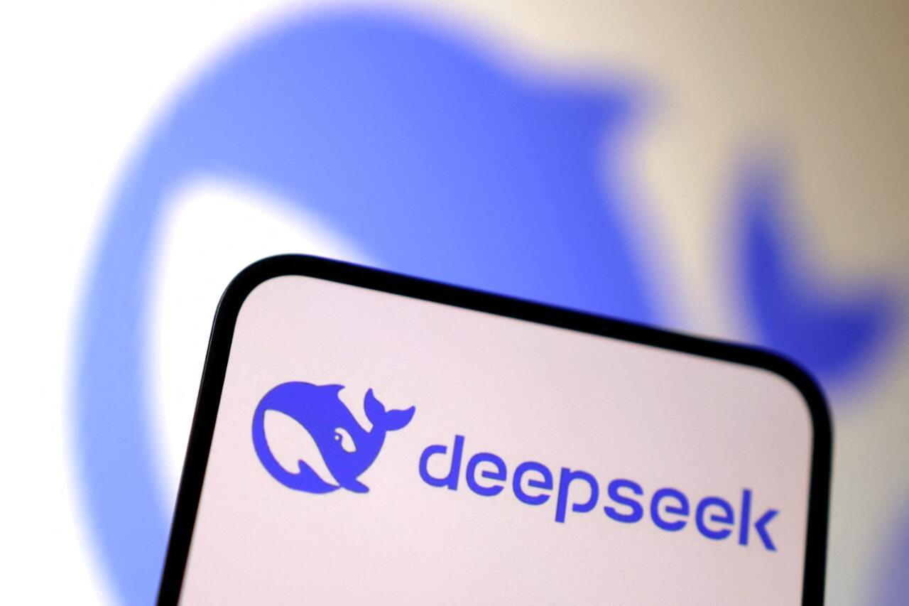 DeepSeek重磅人事变革来袭，揭秘新领导班子成员，行业未来走向引人深思！